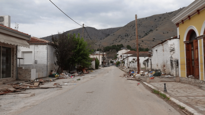 Λουκέτα σε δεκάδες επιχειρήσεις στη Φαρκαδόνα