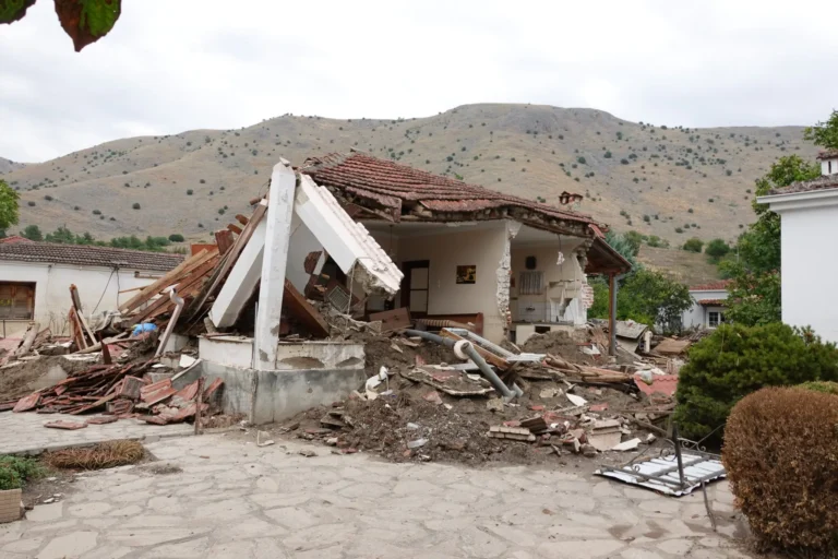 550 σπίτια κρίθηκαν μέχρι τώρα κατεδαφιστέα στον Ν. Τρικάλων μετά τον Ντάνιελ
