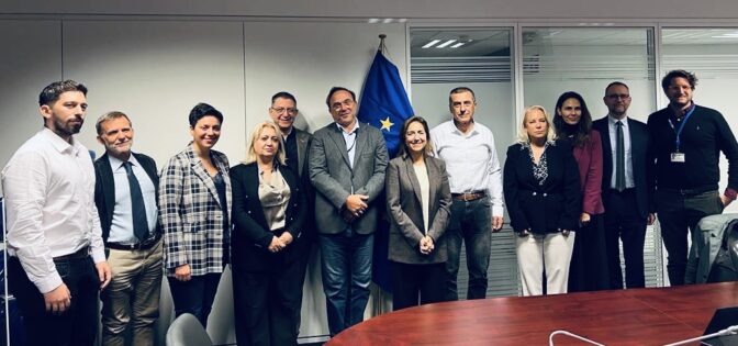 Άμεση στήριξη των επιχειρήσεων και των πολιτών της Θεσσαλίας από τα προγράμματα της ΕΕ