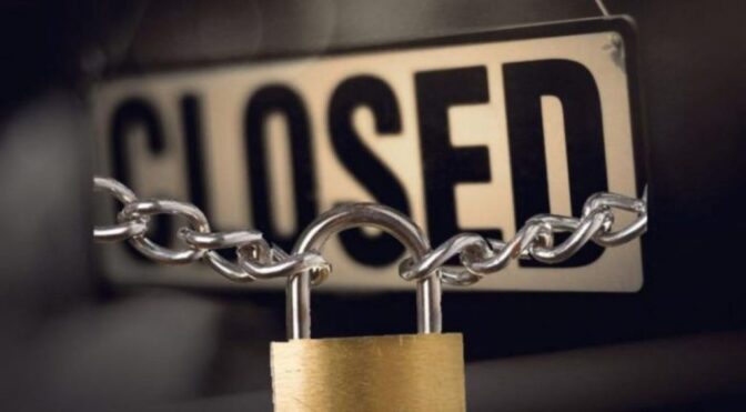 «Κλείνουμε τα μαγαζιά μας μία μέρα -Το νέο φορολογικό θα μας τα κλείσει για πάντα»