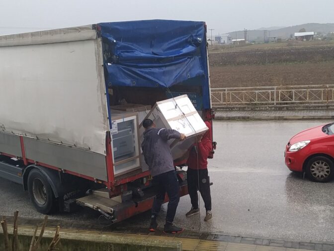 Δωρεά εννέα οικοσκευών στα σπίτια πλημμυροπαθών στη Σωτήρα