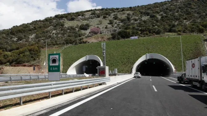 Προσωρινές κυκλοφοριακές ρυθμίσεις επί του αυτοκινητοδρόμου Π.Α.Θ.Ε.