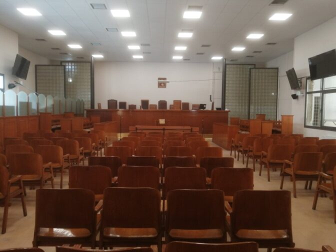 Εφετείο Λάρισας: 16 χρόνια κάθειρξη για τον σοβαρό τραυματισμό αστυνομικού στα Τρίκαλα