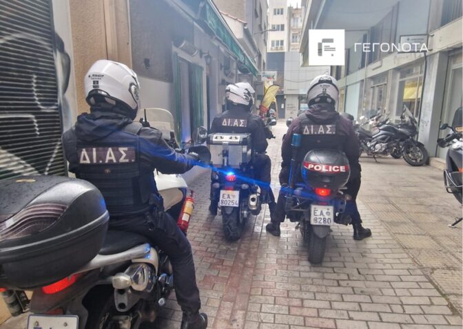 Πανικό στο κέντρο του Βόλου σκόρπισε 60χρονος που κυκλοφορούσε κρατώντας μαχαίρι!