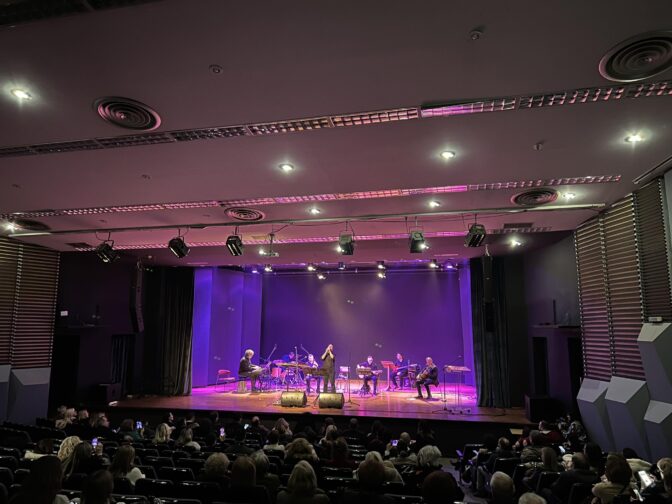 Άκρως συγκινητική η συναυλία για τους πλημμυροπαθείς από το ΜοιράΖΩμαι! (φωτό - βίντεο))