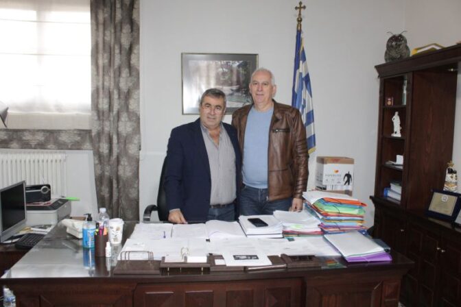 Στον Δήμαρχο Πύλης ο Διευθυντής της Α΄Βαθμιας Εκπαίδευσης Τρικάλων Χρήστος Τρικάλης