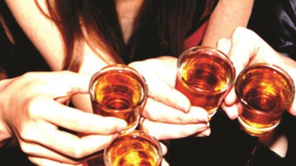 Μπούκαραν με όπλα σε νυχτερινό κέντρο της Λάρισας και «άρπαξαν» 25χρονη