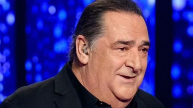 Πέθανε ο Βασίλης Καρράς