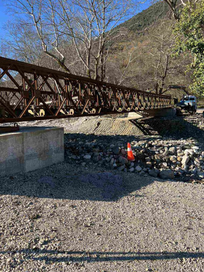 Τοποθετείται γέφυρα μπέλεϋ στον Κλεινοβό