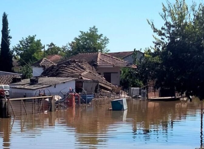 «Είμαστε νοικοκυραίοι και καταντήσαμε επαίτες»