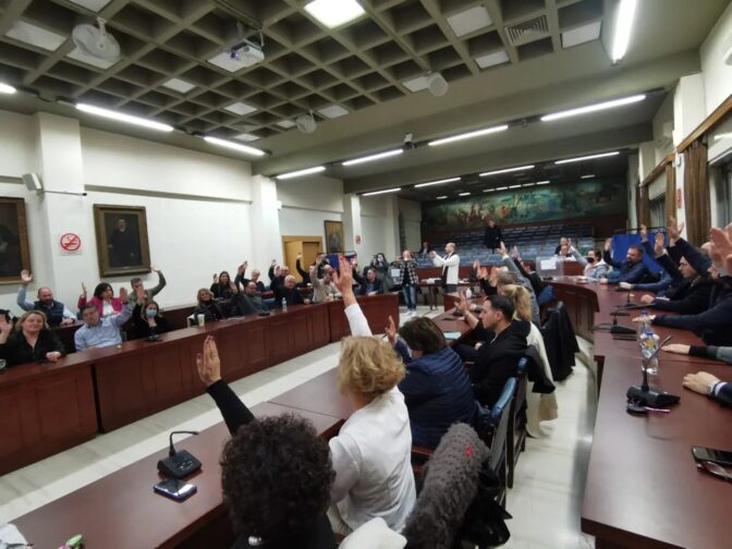 Όταν ένα ψήφισμα φτάνει στα έδρανα του Δημοτικού Συμβουλίου Τρικκαίων…