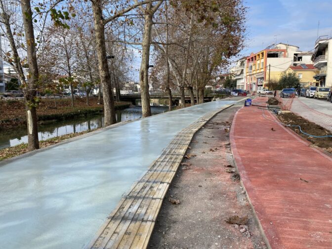 Συνεχείς εργασίες για την ανάπλαση στις όχθες του Ληθαίου ποταμού (φωτό)