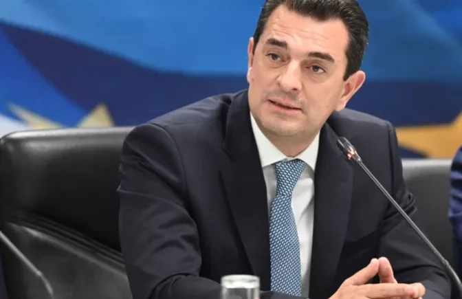 Πρόστιμο 561.000 ευρώ σε εταιρεία γαλακτοκομικών προϊόντων- Σκρέκας: «Η πάταξη της αισχροκέρδειας στο βρεφικό γάλα είναι καθήκον μας»