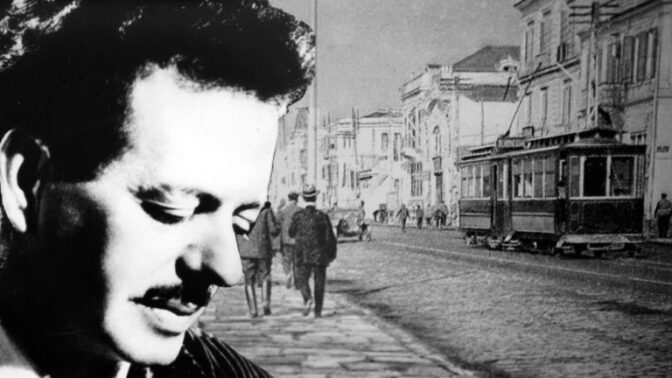 Σαν σήμερα γεννιέται και πεθαίνει ο Βασίλης Τσιτσάνης