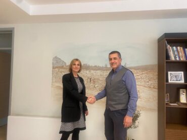 Έμπρακτη στήριξη της Περιφέρειας Θεσσαλίας στη μελισσοκομία