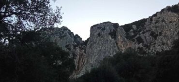 Ο κρυφός καταρράκτης της Σαρακίνας του Δήμου Μετεώρων (φωτο&video)