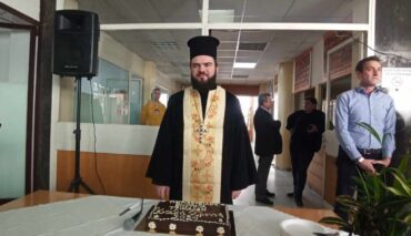 Επιτέλους, κλείνουν αυλαία οι βασιλόπιτες και θα ησυχάσει και ο Πρωτοσύγκελος