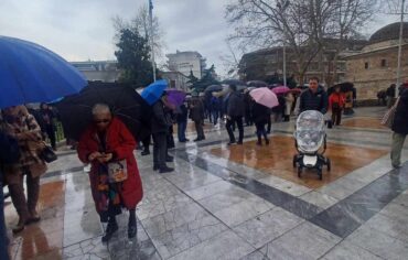 Σέρρες: Συναυλία- Συγκέντρωση για τα θύματα του δυστυχήματος των Τεμπών (φωτό και βίντεο)