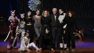 «Dancing with Cats»: Μία εξαιρετική παράσταση από τους μαθητές του 4ου Πειραματικού ΓΕΛ Τρικάλων (φωτό και βίντεο)