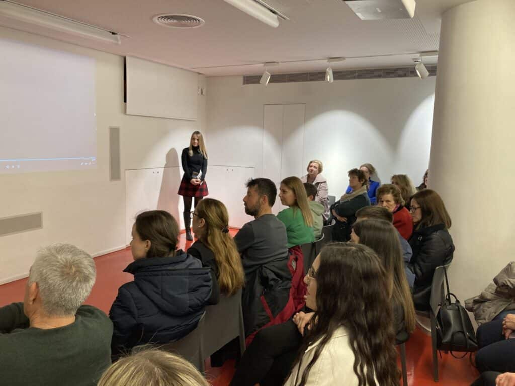 Συγκίνησε το κοινό η ταινία «Τα παιδιά με τη βαλίτσα. Σκηνές μιας μετανάστευσης»