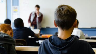 Υπουργείο Παιδείας: Προκήρυξη για προσλήψεις εκπαιδευτικών - Ποιους αφορά