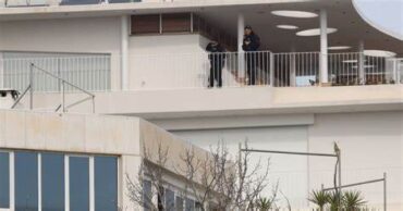ΣΟΚ στην Γλυφάδα: 3 οι νεκροί - Αυτοκτόνησε ο δράστης
