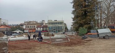 Πολλή «μελέτη» έπεσε στην Κεντρική Πλατεία Τρικάλων