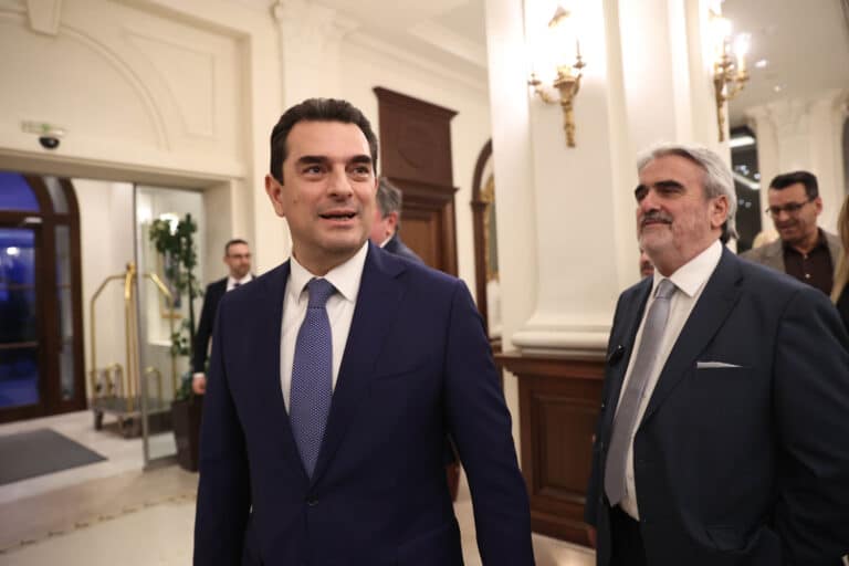 Στη συνέλευση των μελών του ΣΘΕΒ στη Λάρισα ο Κώστας Σκρέκας