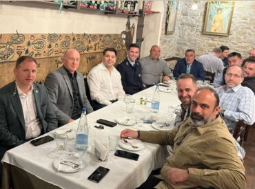 Στο Χάνι για δείπνο ο Πρέσβης των ΗΠΑ Γιώργος Τσούνης