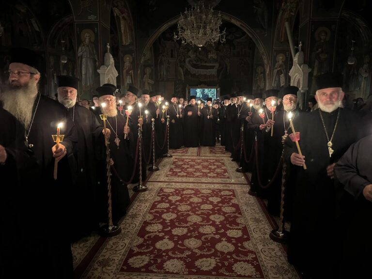 Πραγματοποιήθηκε με μεγάλη ευλάβεια ο Κατανυκτικός Εσπερινός της Συγχωρήσεως στα Τρίκαλα (φωτό και βίντεο)