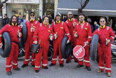 Γέλιο μέχρι δακρύων στο Αίγιο-  Έκαναν… pit stop στη μέση του δρόμου (βίντεο)
