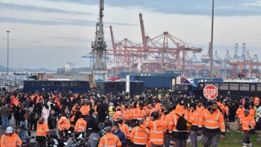 Π.Ο.Ε.Ε.Π.: Συμπαράσταση προς τον διωκόμενο Πρόεδρο του ΕΚ Πειραιά
