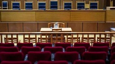 Ισόβια στον πατέρα ,12 χρόνια στον γιο για τα «ματωμένα Χριστούγεννα»