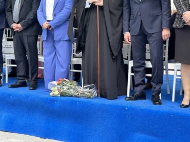 Τρίκαλα: 57 τριαντάφυλλα για κάθε αδικοχαμένη ψυχή