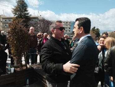 Γονείς Χρύσας, Θώμης και Αναστασίας: «Ο Κώστας Σκρέκας μας εξαπάτησε, μας διέλυσε…» (BINTEO)