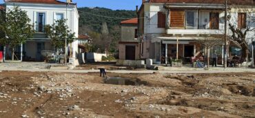 Το αγαπημένο παραθαλάσσιο χωριό των Τρικαλινών στο Ν. Πήλιο μετρά ακόμα πληγές (φωτο)