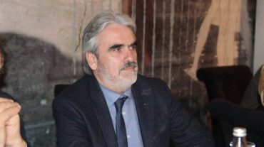 Τι ζητά ο Γιαγιάκος από Σταϊκούρα