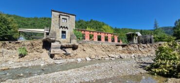 Τρίκαλα: Χωρίς δρόμο και ρεύμα επτά μήνες μετά τον Ντάνιελ το ξενοδοχείο Πύργος Μαντάνια (ΦΩΤΟ)