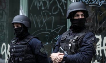 Ύποπτη τσάντα σε κτίριο του Πολυτεχνείου - Θα προχωρήσει σε ελεγχόμενη έκρηξη το ΤΕΕΜ