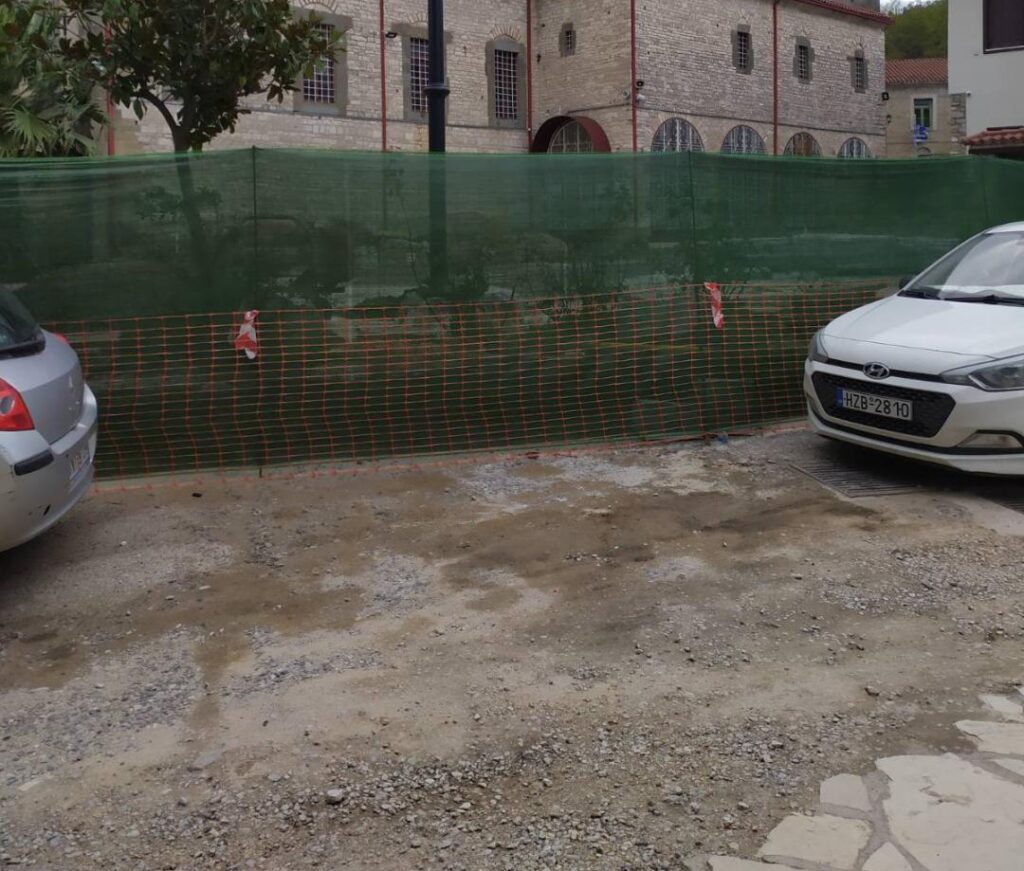 Βαρούσι: Παρέμβαση στο Υπουργείο Πολιτισμού για τα υλικά που χρησιμοποιούνται στα έργα ανάπλασης