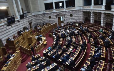 Με 159 «ναι» υπερψηφίστηκε το νομοσχέδιο για τα μη κρατικά πανεπιστήμια