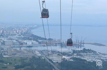 Τουρκία: Ένας νεκρός και 184 εγκλωβισμένοι στον... αέρα μετά από κατάρρευση τελεφερίκ (ΦΩΤΟ+VIDEO)
