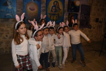 Αφιέρωμα στον Shakespeare και παιδική θεατρική παράσταση για την Διεθνή Ημέρα Αγγλικής Γλώσσας (ΦΩΤΟ)