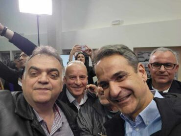 «Γαλάζια» σέλφι με Τρικαλινό αέρα