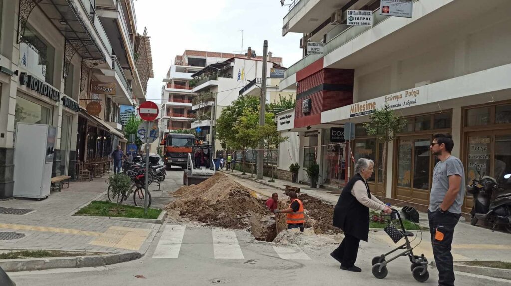 Στο «τελικό μέτρο» η ΔΕΥΑΤ στην οδό Βύρωνος
