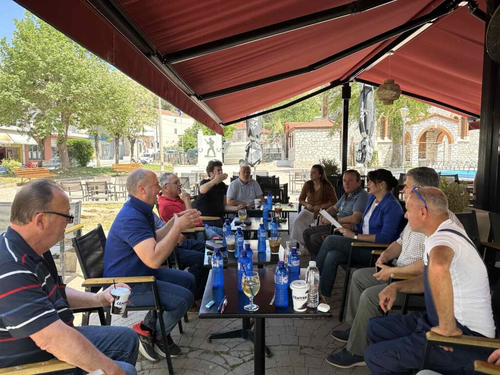 Με την Κίνηση Πολιτών Δ. Φαρκαδόνας συναντήθηκε η M. Κοντοτόλη