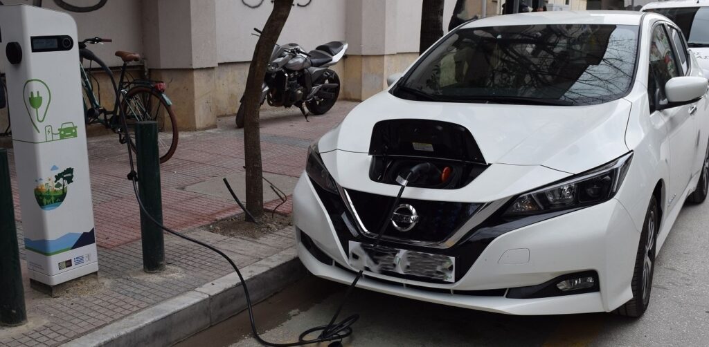 Τέλος η δωρεάν ταχυφόρτιση οχημάτων στην Καρδίτσα
