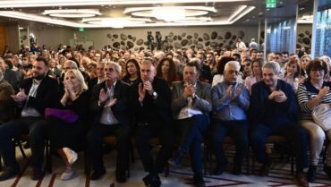 Oι υποψήφιοι ευρωβουλευτές του ΚΚΕ