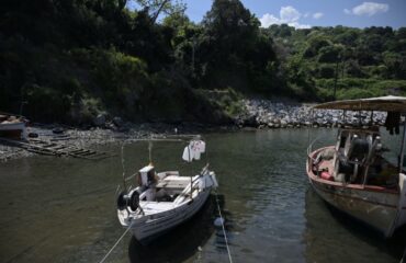 Αυτό είναι το άγνωστο γραφικό λιμανάκι «ζωγραφιά» στα παράλια της Λάρισας (ΦΩΤΟ)