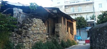 Ένα ακόμη επικίνδυνο κτήριο στα Τρίκαλα